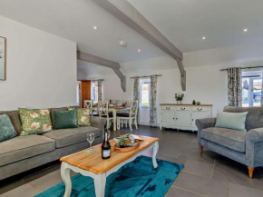 2 Bed in Hartland FIREB